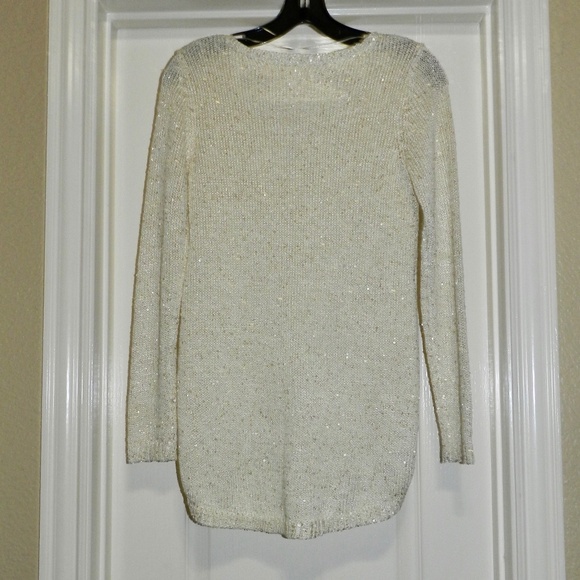 Zaraknit V Neck Sweater NWOT - Picture 4 of 7